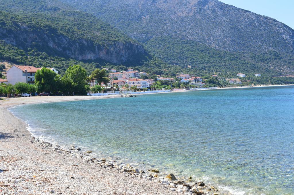 Vanessa Studios Poros  Exterior photo
