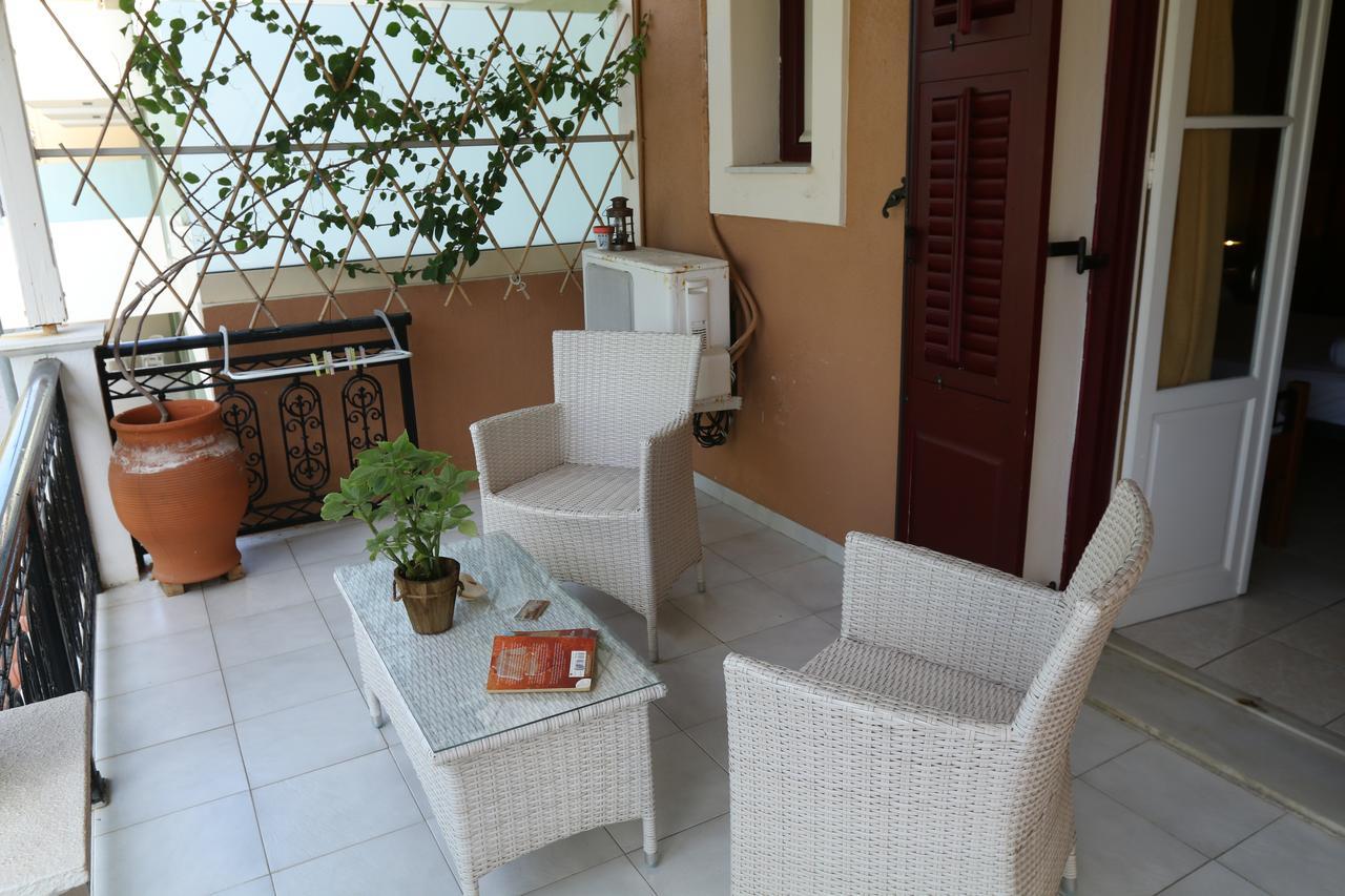 Vanessa Studios Poros  Exterior photo