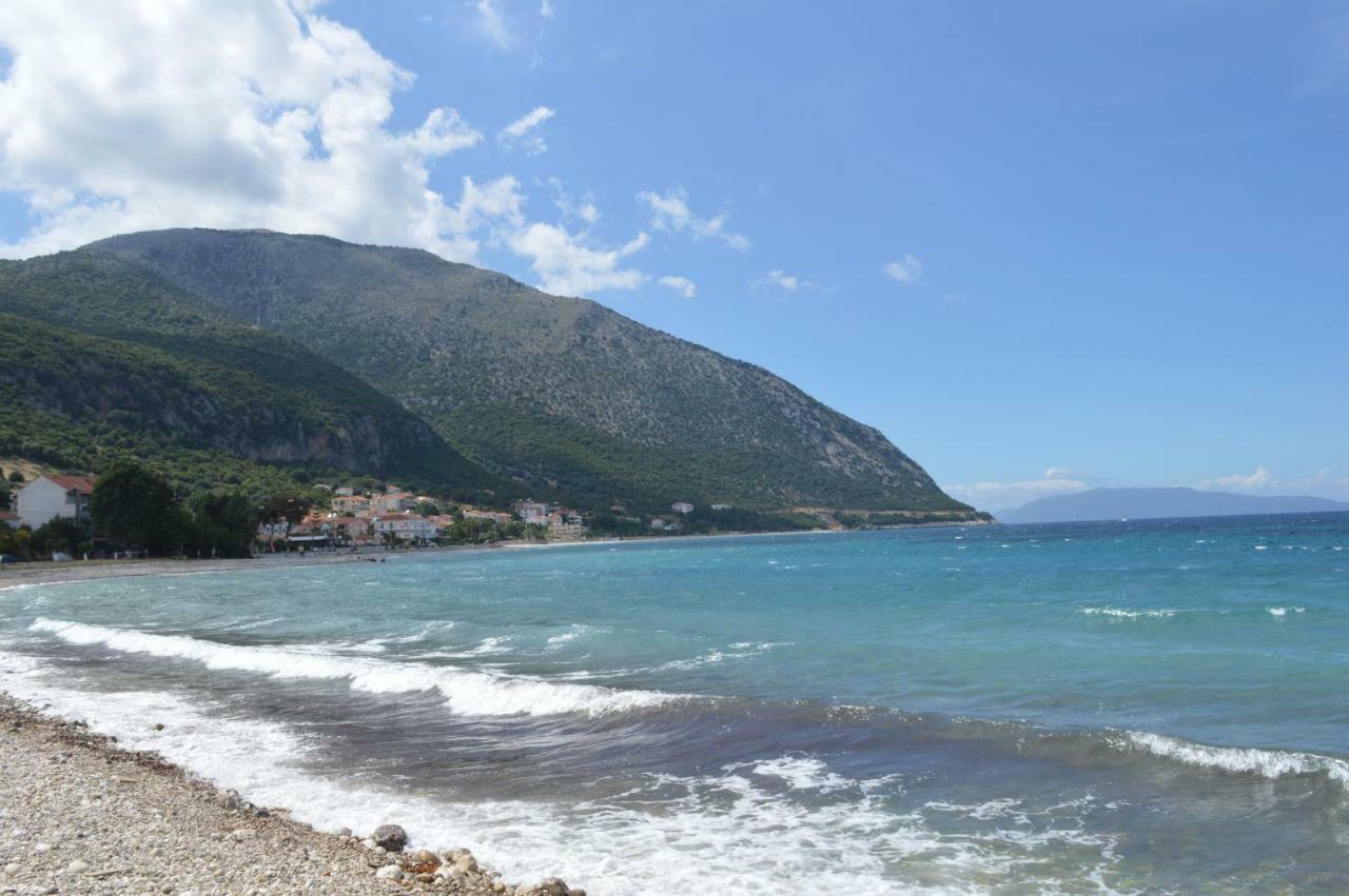 Vanessa Studios Poros  Exterior photo